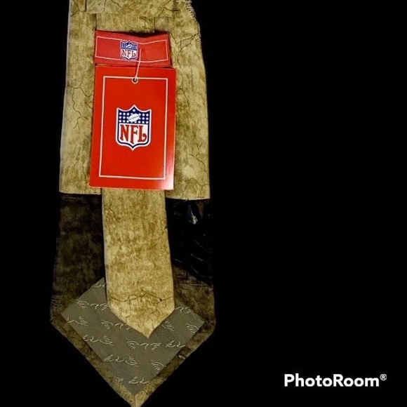 Green Bay Packers Silk Neck Tie - Picture 5 of 6